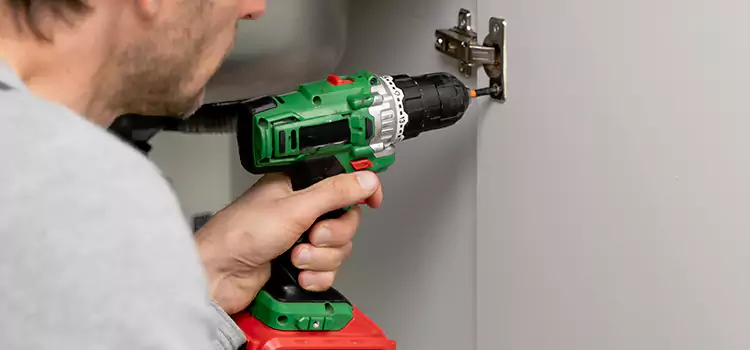Commercial Door Hinge Repair Queens